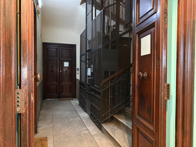 Others 5, Encanto, Napoli