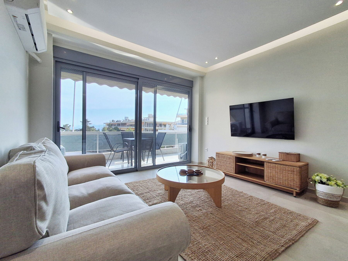 Living area 2, Elegant Apt at Alimos Marina Sea View, Attica