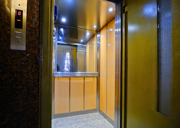 Elevator