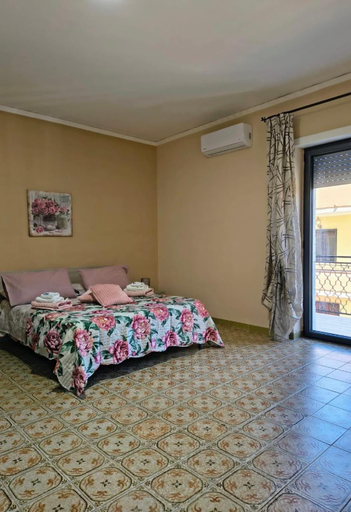 Bedroom 2, B&B Le Corti, Caserta