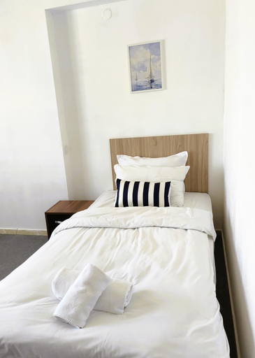 Bedroom 2, Family Hotel Brilliance, Varna