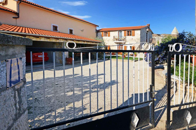 Exterior view 3, Apartment in Baderna - Istrien 44223, Poreč