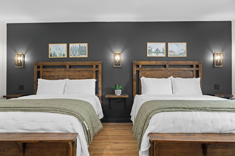 Bedroom 2, Lodge at Mount Mitchell, Yancey