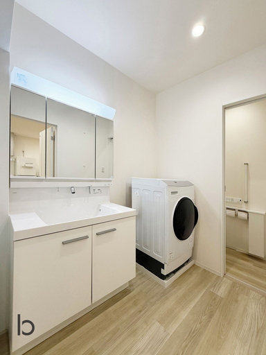 Bathroom 5, EIGHT VILLA KAMINOBORI, Hiroshima