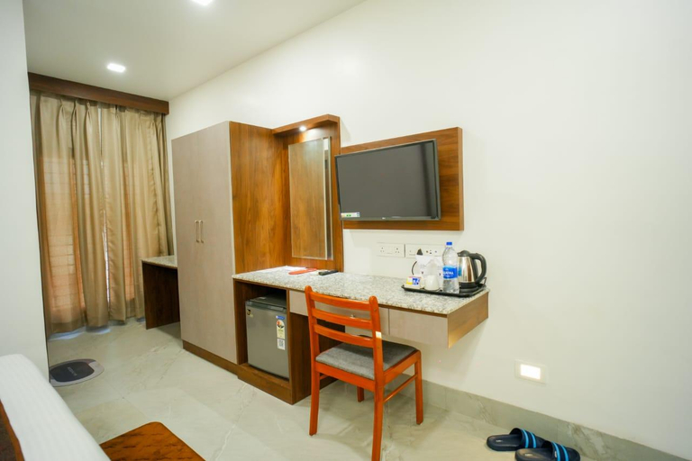 Others 3, Hotel The Castle, Dhanbad