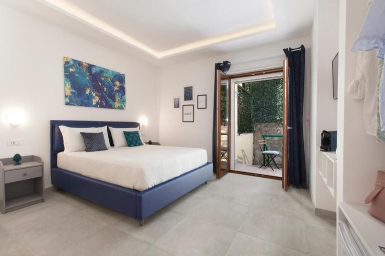 Bedroom 2, Millie's Place Sorrento, Napoli