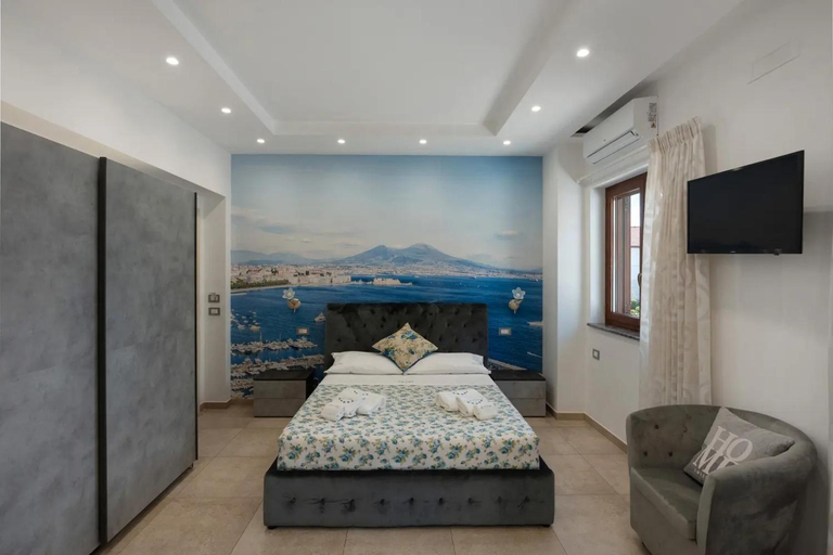 Others 3, Le 5 Perle, Napoli