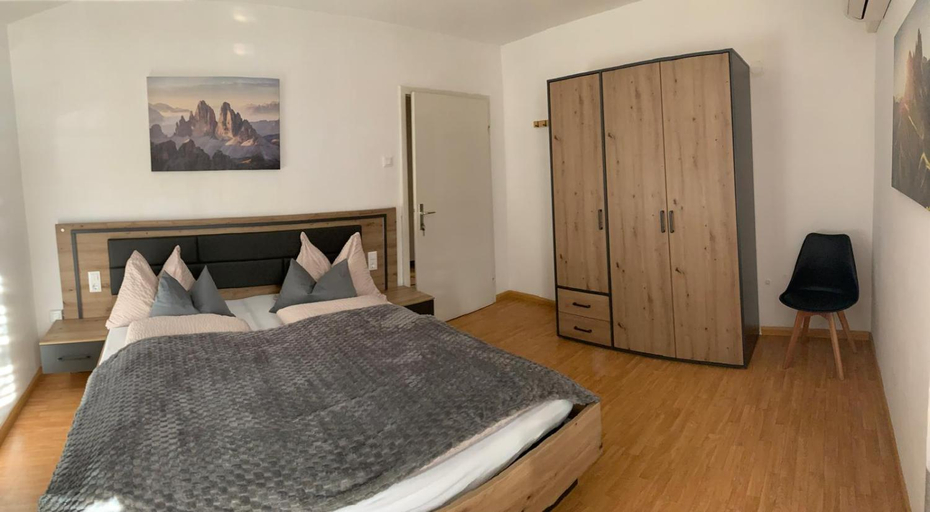 Bedroom 2, Garni Guflhof, Bolzano