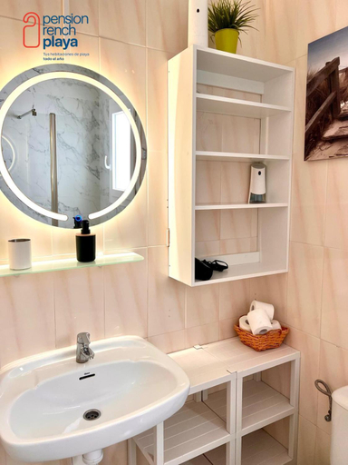 Bathroom 3, Pension RENCH, Castellón