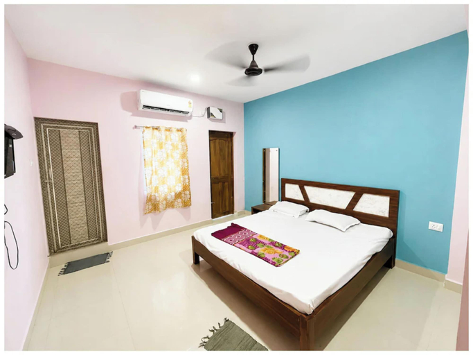 Room 3, Hotel Patitapaban Residency Near Beach, Puri