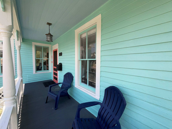 Terrace/patio 4, Adorable In Aqua Cottage, Galveston