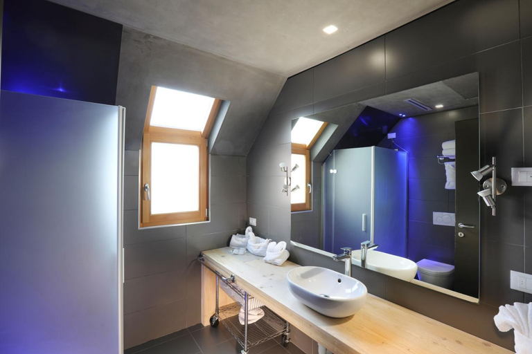 Bathroom 2, Eco Residence Varese near Hospital and University, Varese