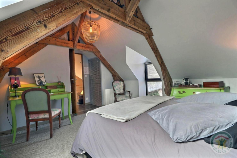 Bedroom 2, Le pet en l'air, Ille-et-Vilaine