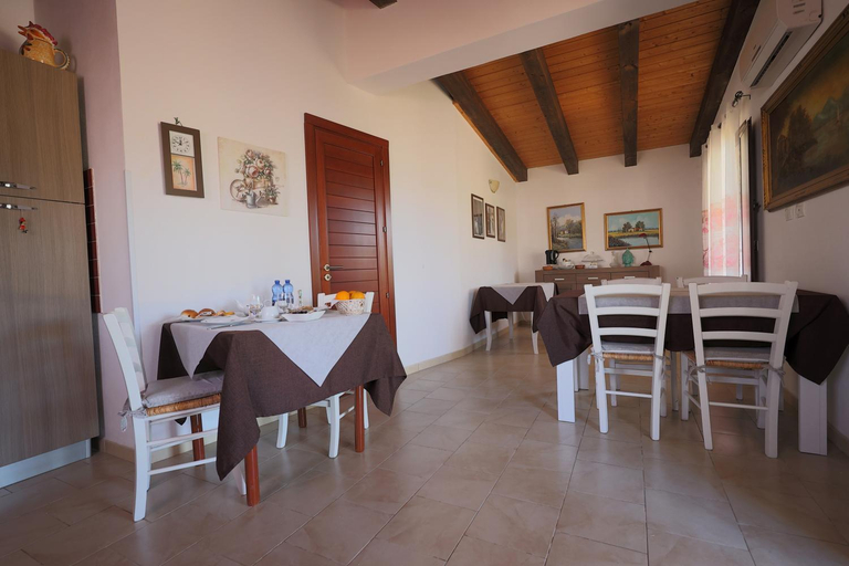 Food & Drinks 5, Cavagrande Guest House, Syracuse