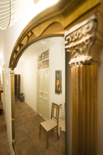 Others 4, BIANCA ROOMS, Syracuse