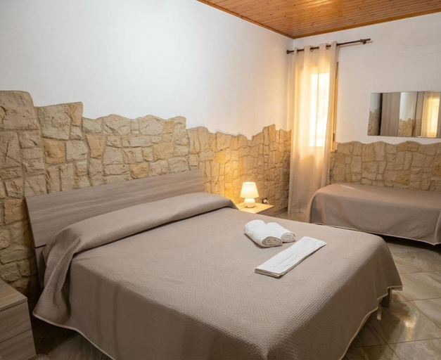 Bedroom 5, B&B Il Baglio, Trapani
