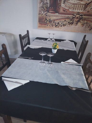Others 3, hostal frias de albarracin, Teruel