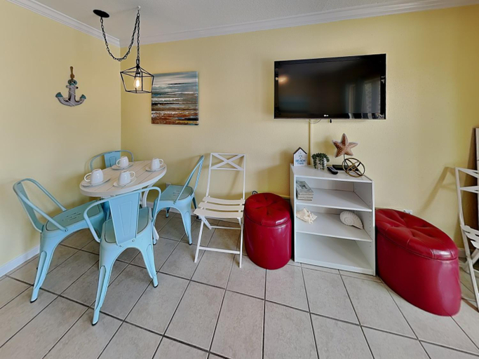 Others 5, Victorian 6106 - Seaside Suite, Galveston