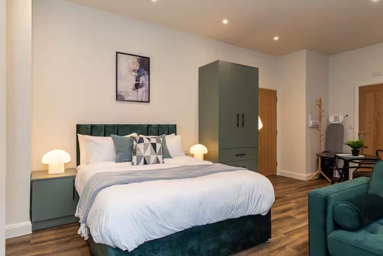 Room 2, Harmony 4 - Stylish Central Studio Near Stadium, Leicester