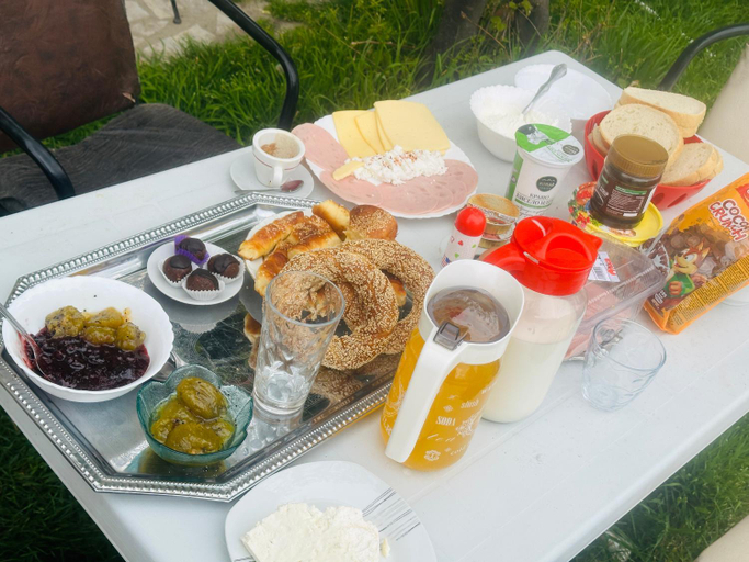 Food & Drinks 5, Rooms Struga free parking quiet area