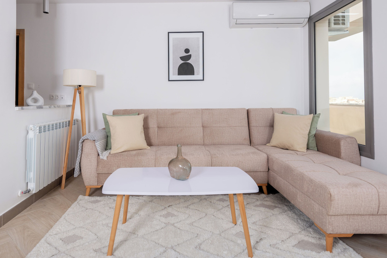 Living area 2, Magnifique Appartement au Golf, Bouzareah