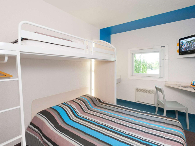 Bedroom 4, Unisotel Colmar, Haut-Rhin