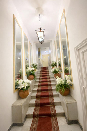 Others 5, Spagna Lemon Suites, Rome