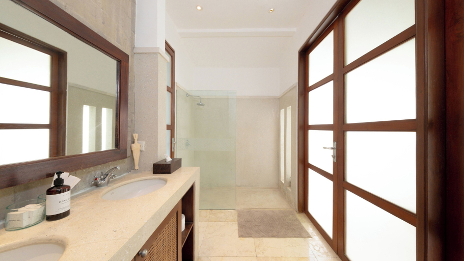 Bathroom 4, Villa V, Badung