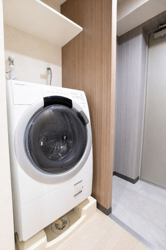 Laundry 4, Seven Residence Nipponbashi, Osaka