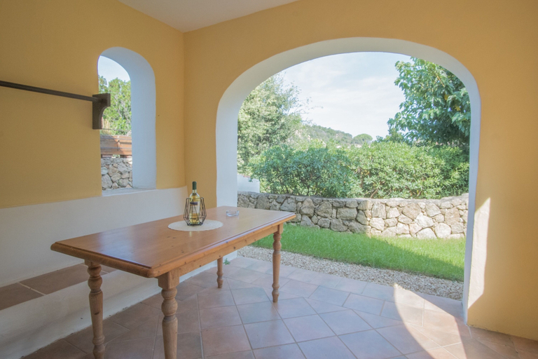 Outdoor dining 3, Lovely Flat Only 350 m From the Beach, Olbia-Tempio