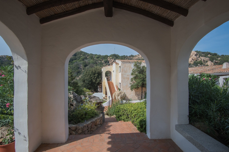 Property grounds 2, Lovely Flat Only 350 m From the Beach, Olbia-Tempio