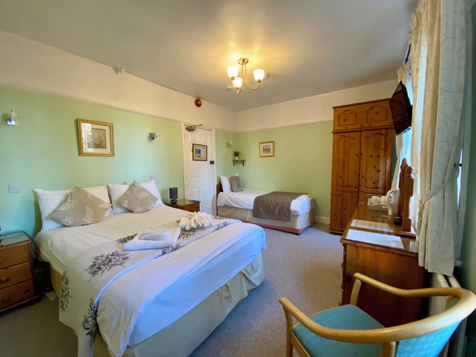 Bedroom 3, Pickwicks Guest House, Oxfordshire