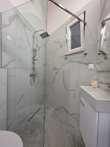 Bathroom 3, Villa Raguž, Herzegovina-Neretva