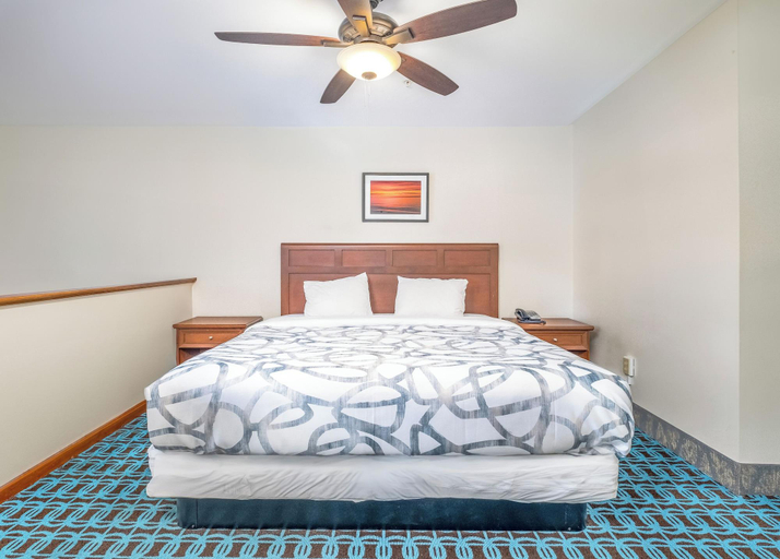 5, Casco Bay Inn, Cumberland