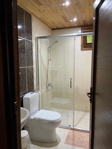 Bathroom 2, Adabella Pansiyon, Kemer