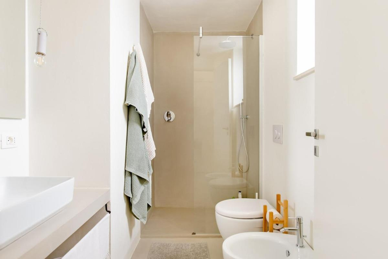 Bathroom 3, La Mortilla, Agrigento