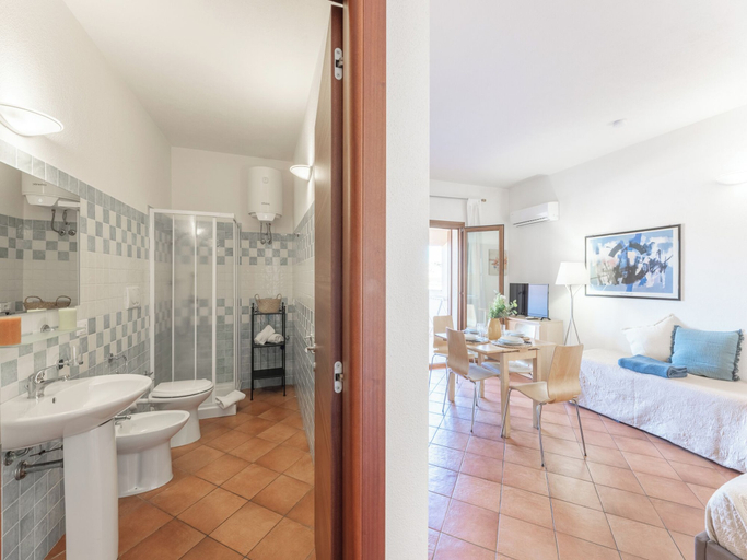Bathroom, Comfortable Family Accommodation, Olbia-Tempio