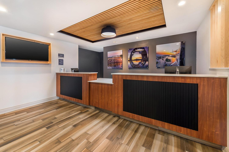 Public Area 2, Best Western Plus 1000 Islands Hotel & Suites, Leeds and Grenville