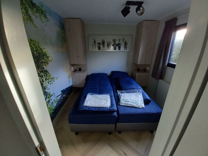 Room 2, Holiday Home in Dordrecht With Terrace