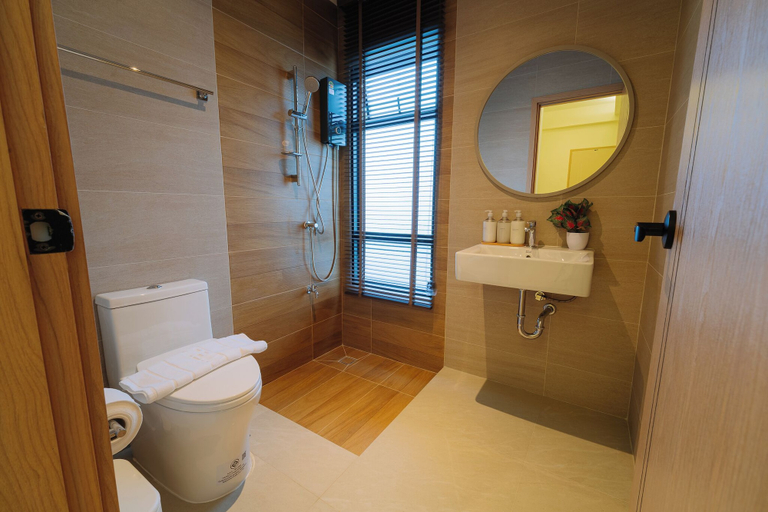 Bathroom 5, Radarin Villa, Hat Yai