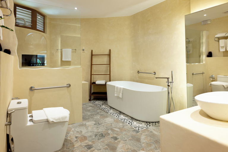Bathroom 4, Costa Solana Resort Managed by HII, Pagbilao