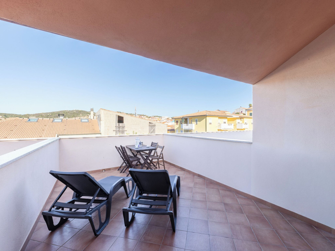 Balcony 5, Comfortable Family Accommodation, Olbia-Tempio