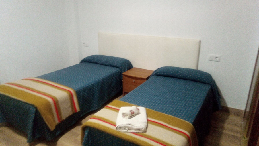 Others 2, hostal frias de albarracin, Teruel