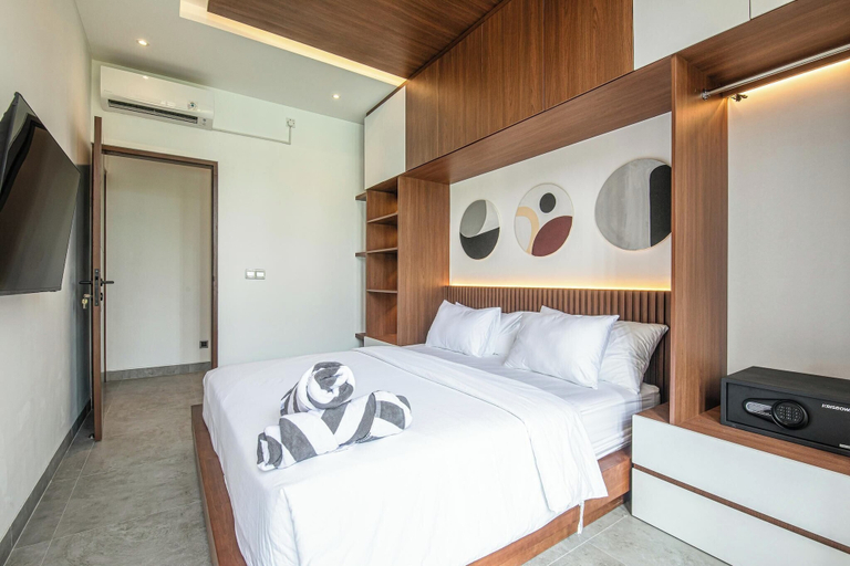 Exterior 4, Coastal Chic 5BR Luxury Villa Canggu Beachside, Badung