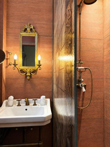 Bathroom 4, Hotel Cour Saint Georges by CW Hotel Collection, Oost-Vlaanderen