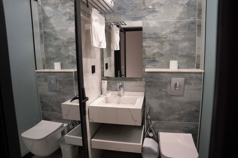 Bathroom, Wlat Hotel, Arbil
