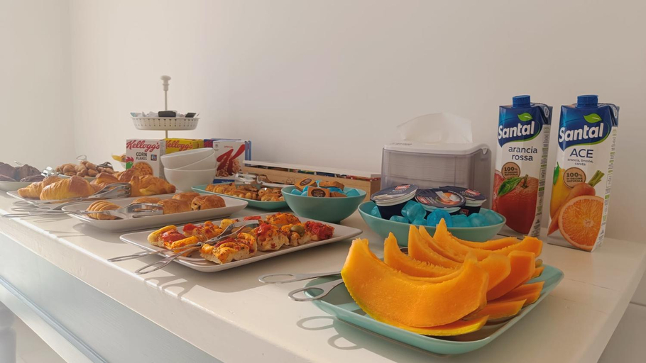 Food & Drinks 3, B&B Benefici, Taranto