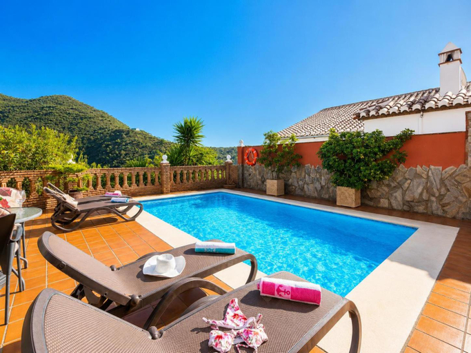 Facilities 4, Villa Alvarez, Málaga