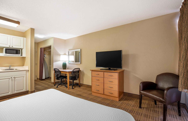 Bedroom 3, Extended Stay America Select Suites Denver Tech Center South, Arapahoe