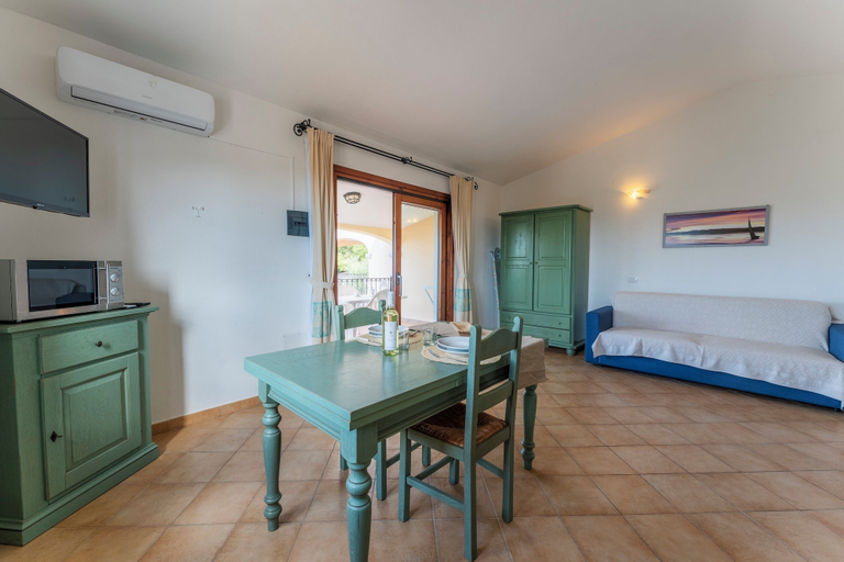 Living room 2, Comfy Accommodation With sea View, Olbia-Tempio